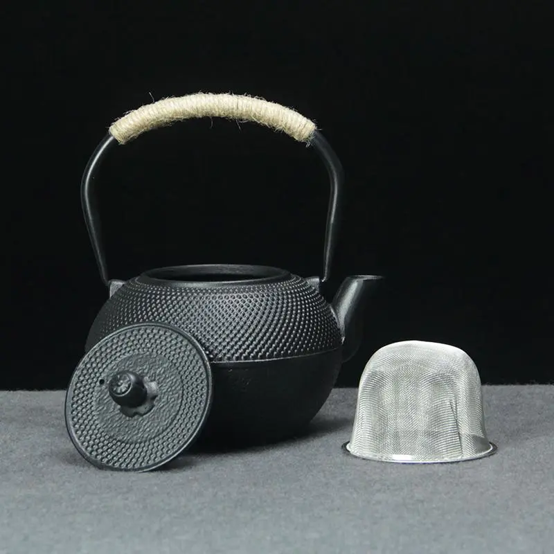 Théière Japonaise en Fonte Emaillée Noire 600ML - 1.2L - Image 3